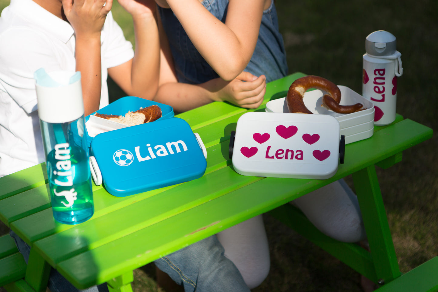 Kids midi lunch box personalised by us!