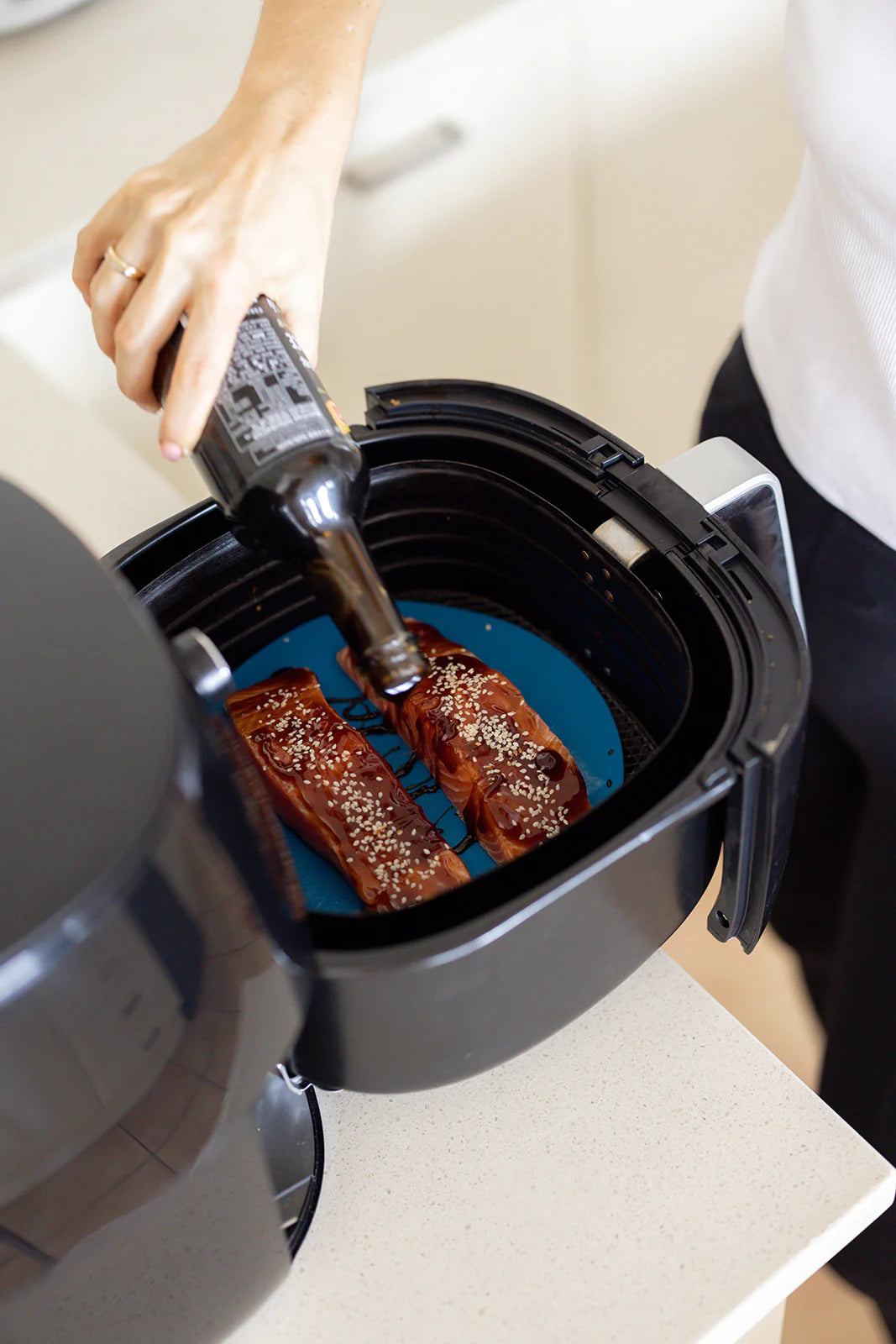 Krumbsco Reusable Baking Mats - Round - Air Fryer Size