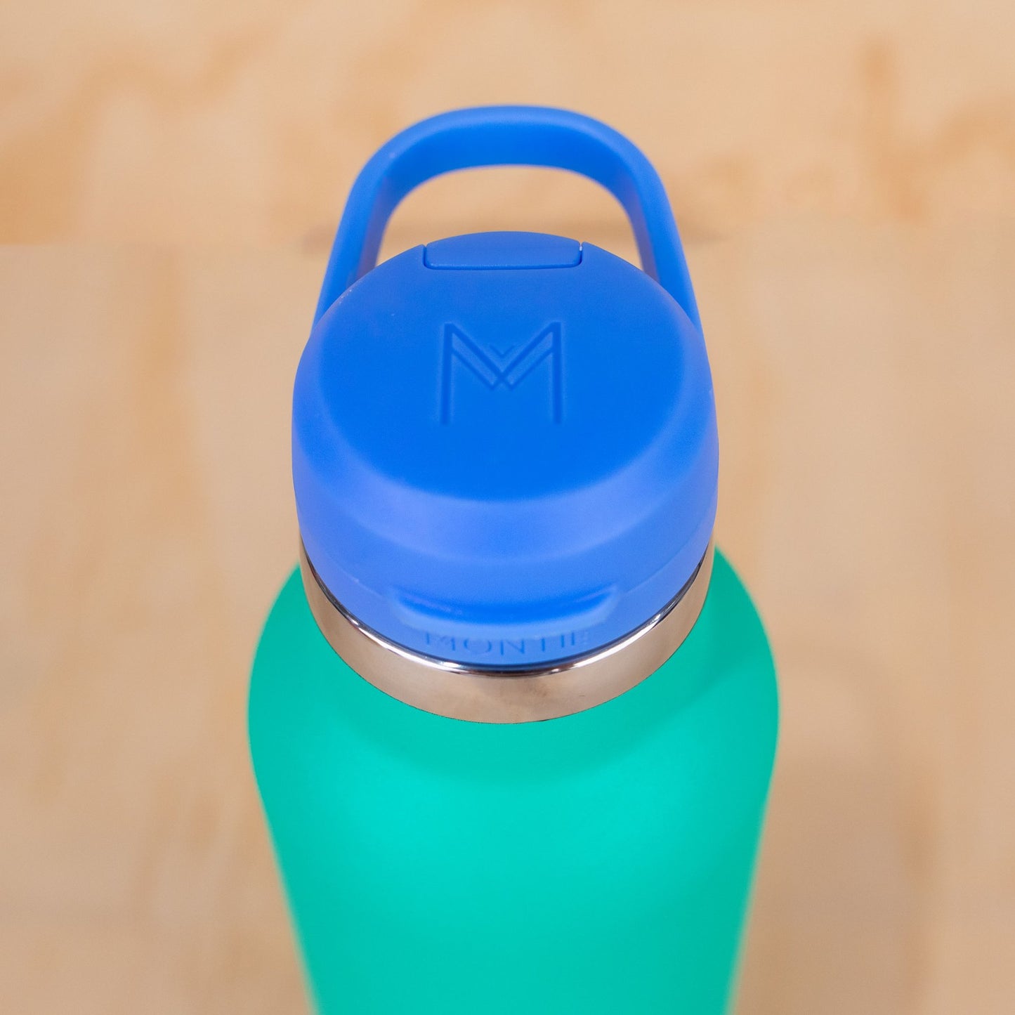 MONTIICO DRINK BOTTLE LID - FREE POUR BLUEBERRY