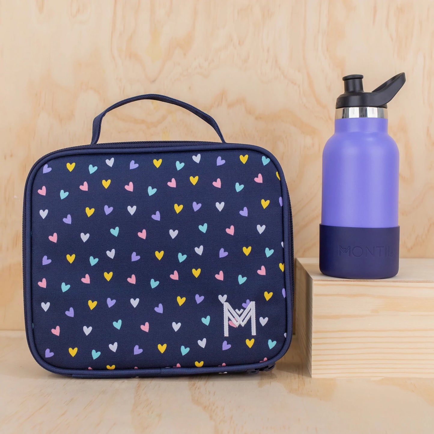 MONTIICO MEDIUM INSULATED LUNCH BAG - HEARTS
